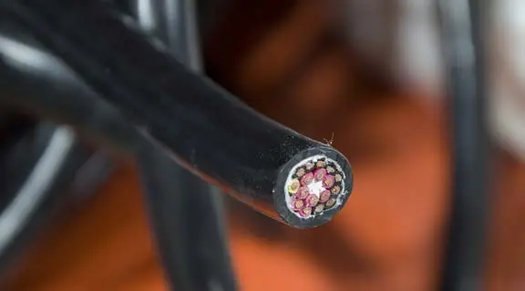 mold power cable